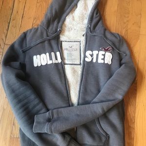 Hooded zip sweatshirt